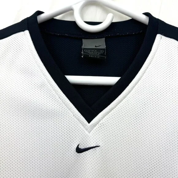 Nike Dri-Fit Sleeveless Workout Mesh Tee Women L White Black - Picture 2 of 9